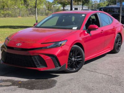 2025 Toyota Camry - Photo 1