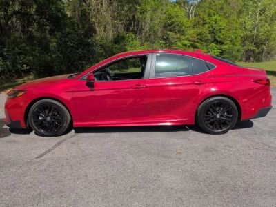 2025 Toyota Camry - Photo 2