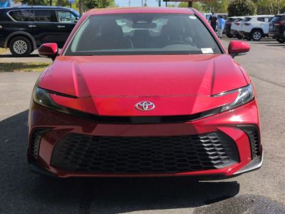 2025 Toyota Camry - Photo 8