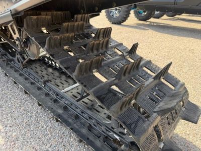 2024 Ski-Doo Summit Adrenaline with Edge Package Rotax 850 E-TEC 146 SS H_Al Powder 2 - Photo 10