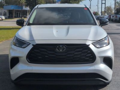 2023 Toyota Highlander — photo 14 view