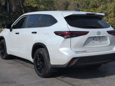 2023 Toyota Highlander — side profile view