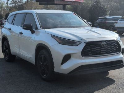 2023 Toyota Highlander — rear three-quarter view