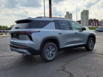 2026 Chevrolet Traverse — side profile view