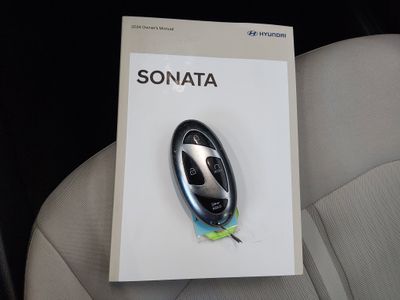 2024 Hyundai Sonata - Photo 18