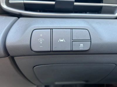 2021 Hyundai Elantra SEL - Photo 27