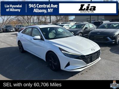 2021 Hyundai Elantra SEL - Photo 2