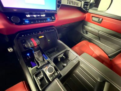 2024 Toyota Tundra — photo 21 view