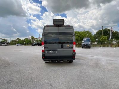 2027 Winnebago SOLIS — photo 21 view