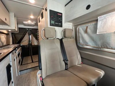 2027 Winnebago SOLIS — photo 12 view