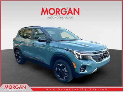 2026 Kia Seltos S in Blue — front three-quarter view