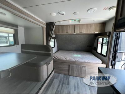 2021 Winnebago Industries Towables Micro Minnie - Photo 13