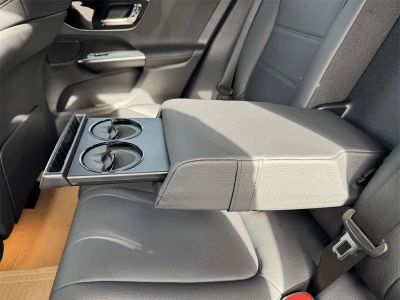 2026 Mercedes-Benz GLC — photo 31 view