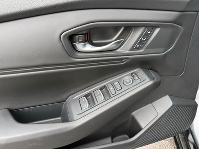2026 Honda Accord Hybrid - Photo 14