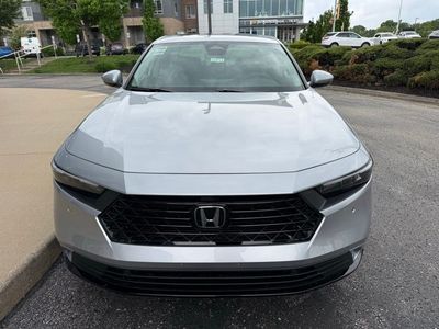 2026 Honda Accord Hybrid - Photo 3