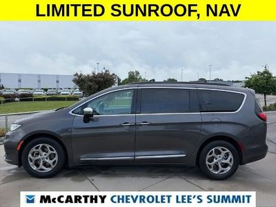 2023 Chrysler Pacifica - Photo 4