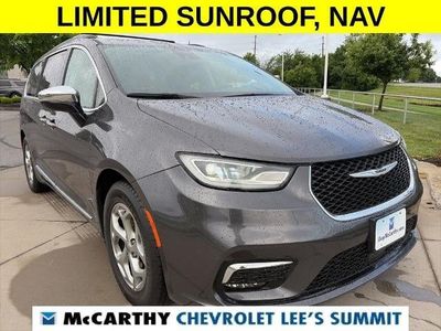 2023 Chrysler Pacifica - Photo 1