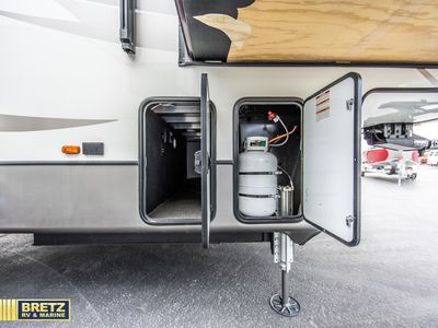 2021 Keystone RV Montana - Photo 11