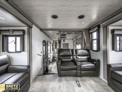 2021 Keystone RV Montana - Photo 26