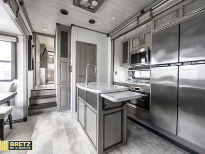 2021 Keystone RV Montana - Photo 16