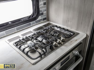 2021 Keystone RV Montana - Photo 19