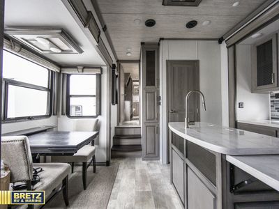 2021 Keystone RV Montana - Photo 15