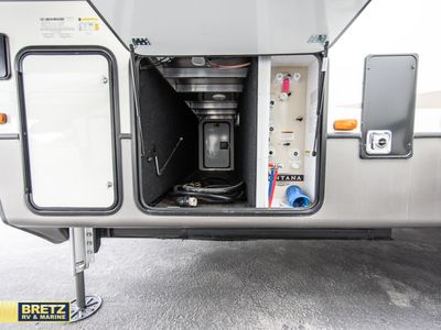 2021 Keystone RV Montana - Photo 13