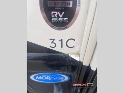 2023 Windsport 31C - Photo 8