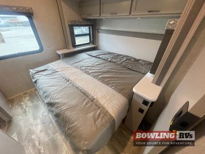 2023 Windsport 31C - Photo 24