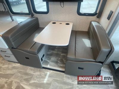 2023 Windsport 31C - Photo 13