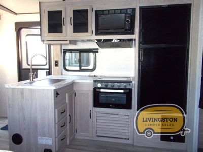 2021 Coachmen RV Spirit Ultra Lite - Photo 9