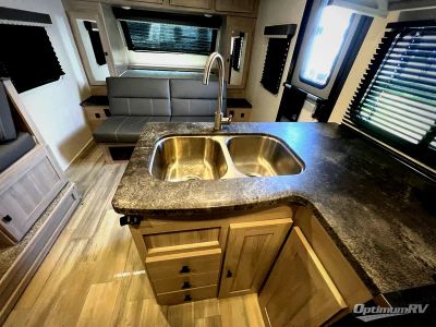 2023 Coachmen Northern Spirit XTR — photo 9 view