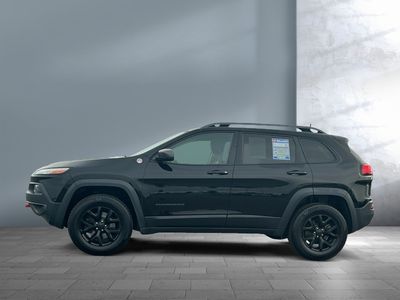 2018 Jeep Cherokee — rear three-quarter view