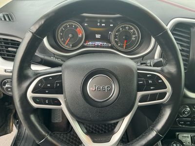 2018 Jeep Cherokee — photo 14 view