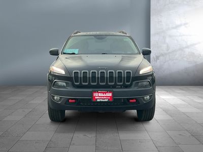 2018 Jeep Cherokee — side profile view