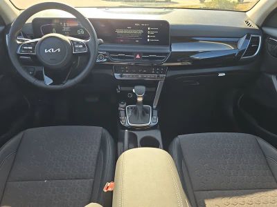 2026 Kia Seltos — photo 11 view