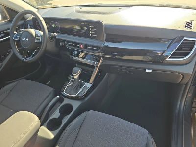 2026 Kia Seltos — photo 10 view