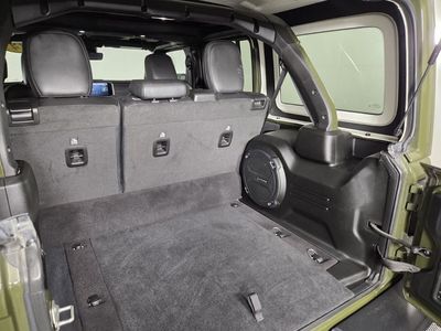 2024 Jeep Wrangler - Photo 41
