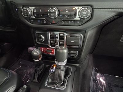 2024 Jeep Wrangler - Photo 45