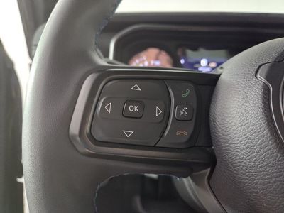 2024 Jeep Wrangler - Photo 23