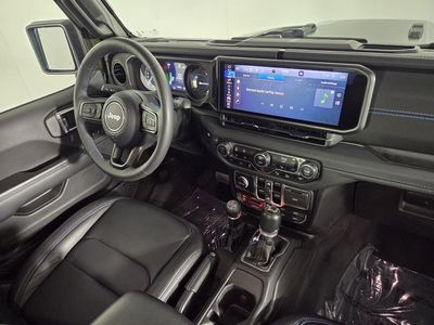 2024 Jeep Wrangler - Photo 46