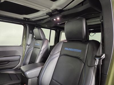 2024 Jeep Wrangler - Photo 15