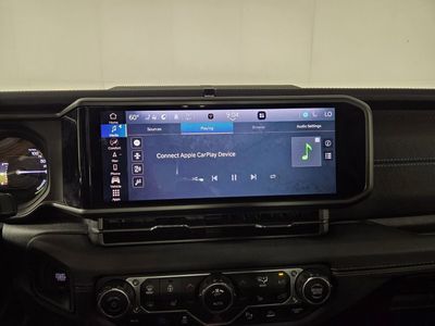 2024 Jeep Wrangler - Photo 19