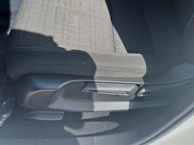 2025 Honda HR-V — photo 17 view