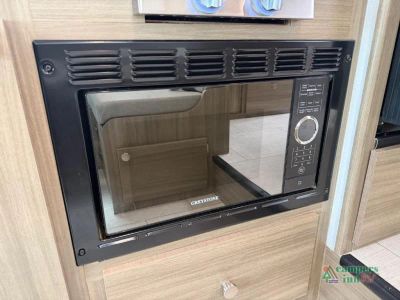 2027 Coachmen RV Freelander — photo 17 view