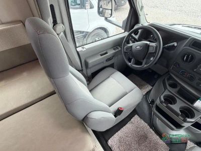 2027 Coachmen RV Freelander — photo 31 view