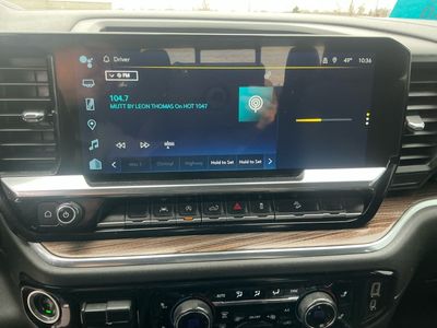 2023 Chevrolet Silverado 1500 — photo 11 view