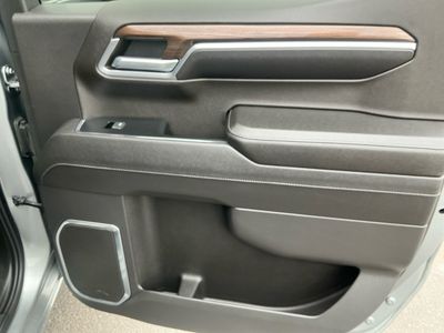 2023 Chevrolet Silverado 1500 — photo 19 view