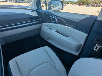 2026 Kia Carnival Hybrid — photo 31 view