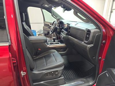 2023 Chevrolet Silverado 1500 — photo 15 view